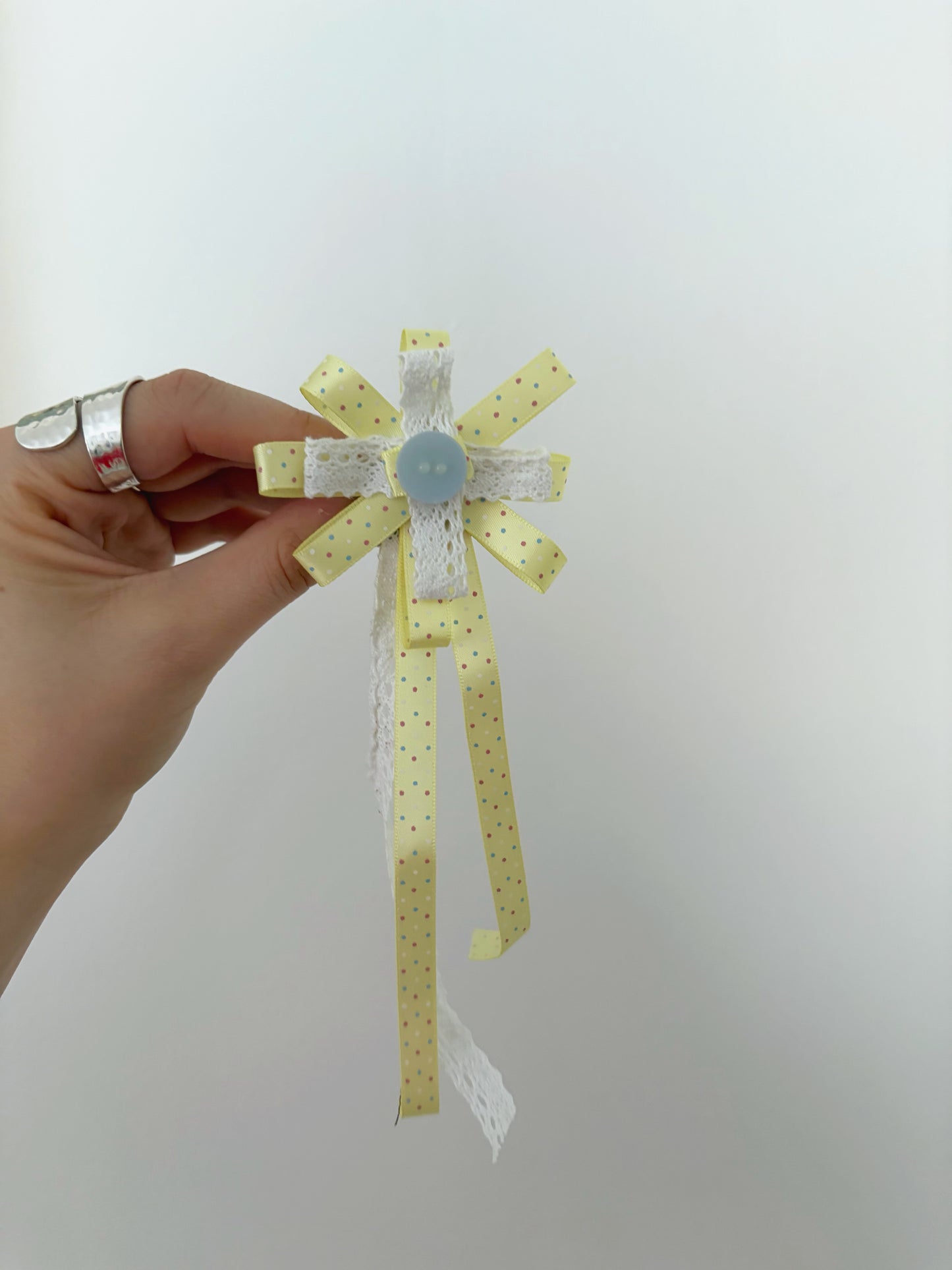 POLKA DOT DITSY ROSETTE