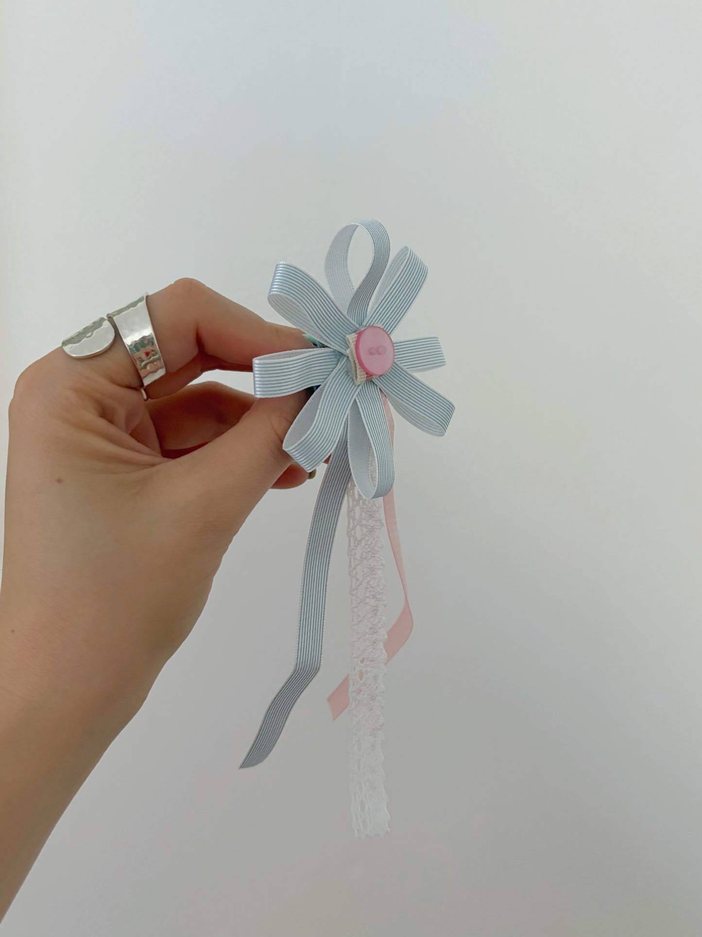STRIPE DITSY ROSETTE