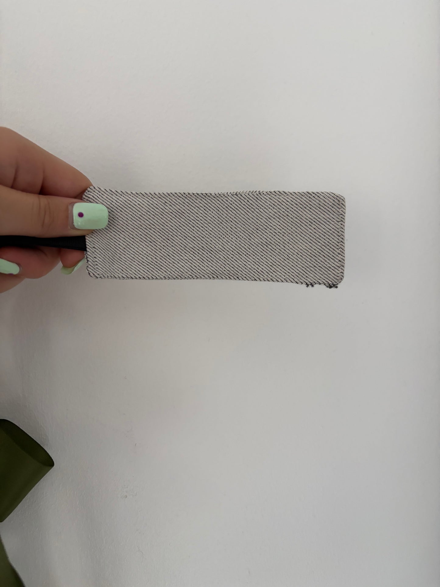 FRANC. Green bow key chain