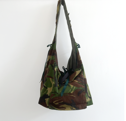 CAMO ARMY SLING BAG