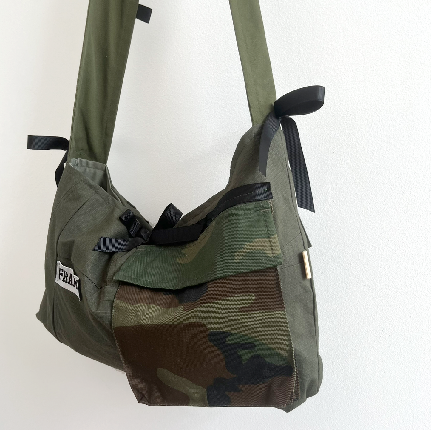 ARMY SURPLUS CROSS BODY BAG