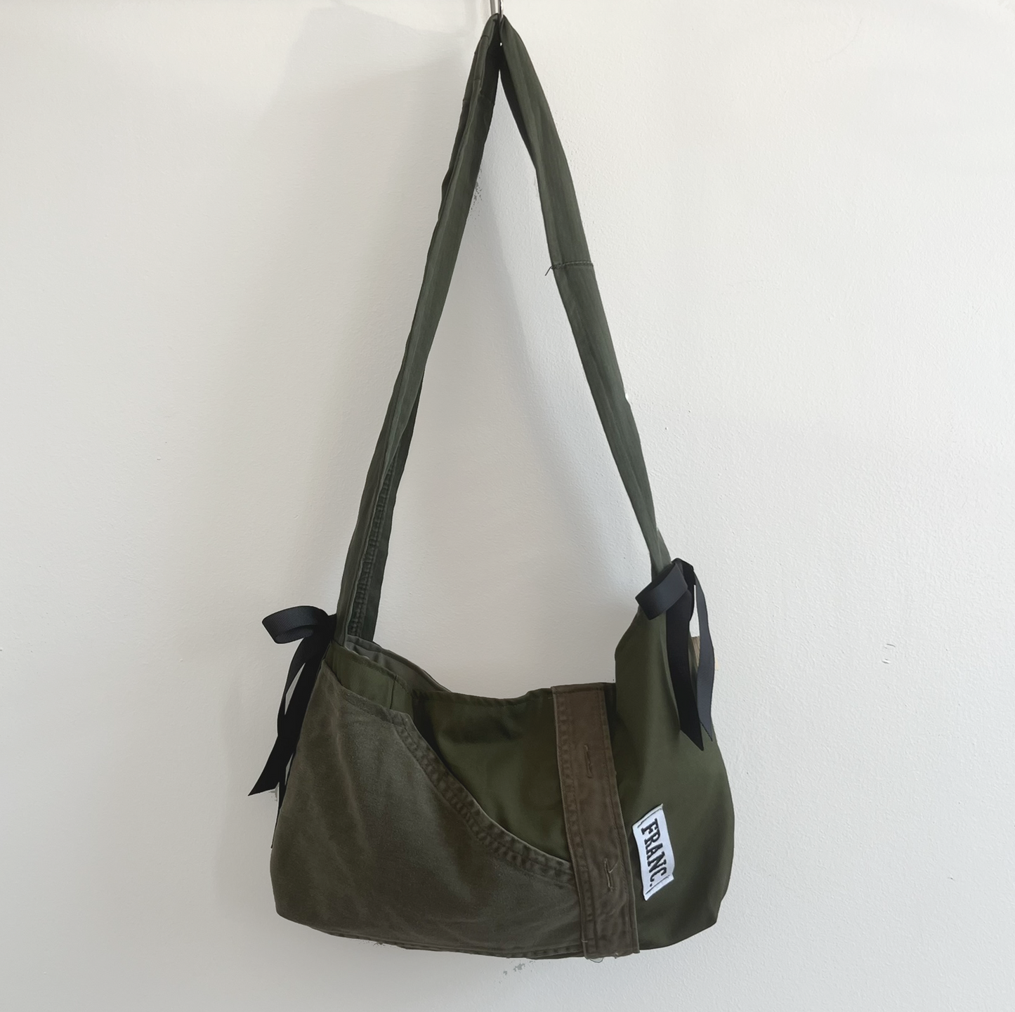 ARMY SURPLUS SLING BAG
