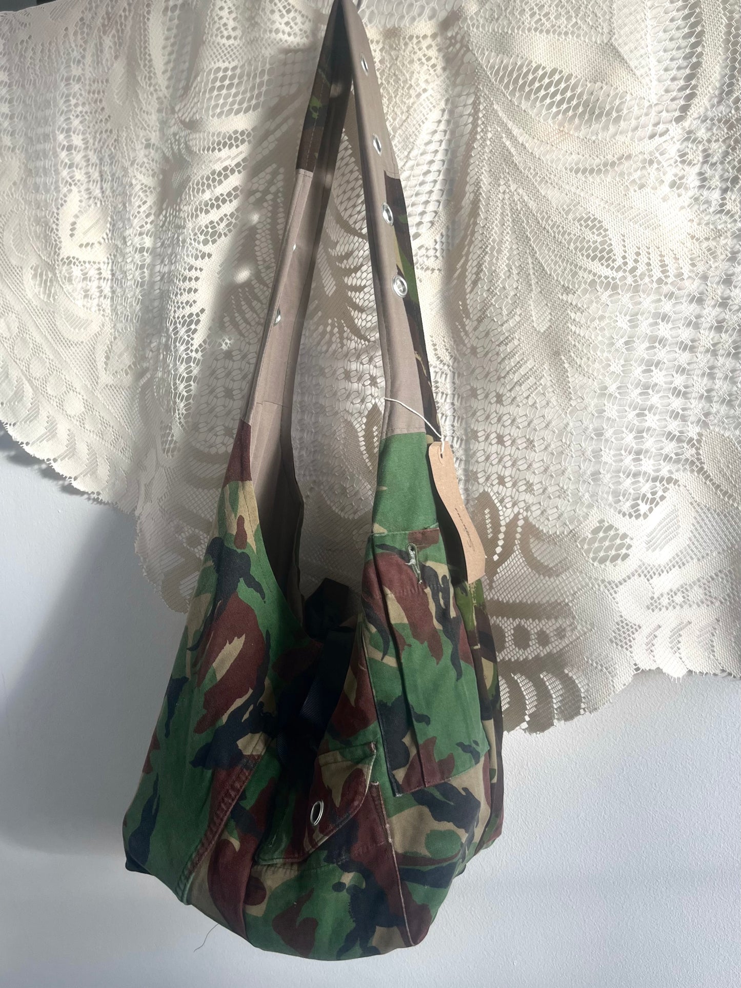 CAMO ARMY CROSS BODY SLING BAG